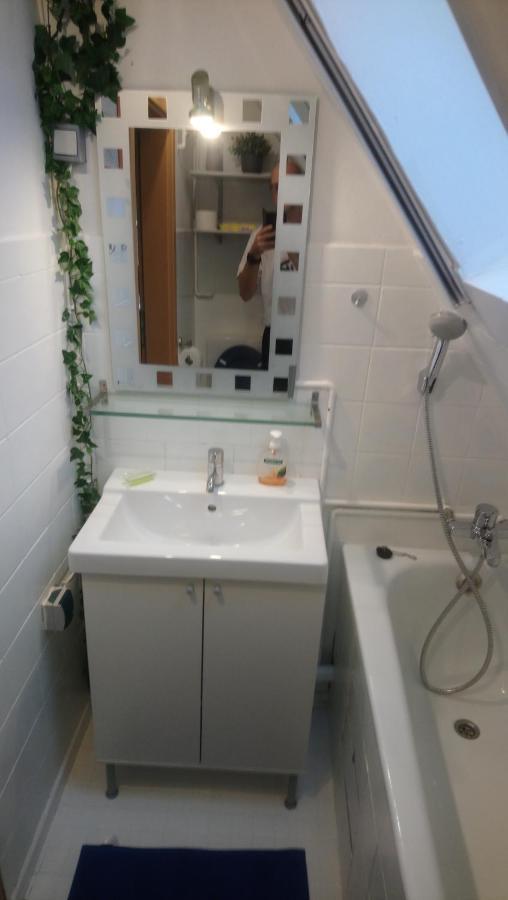 Privates Einzelzimmer Bei Der Weser-Ems-Halle Oldenbourg Extérieur photo
